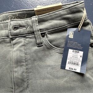 Universal Thread Jean, High Rise Skinny, NWT, Size 2/26R